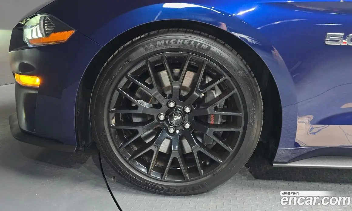 Ford Mustang 2019 5.0 автомат (гидро), фото 5