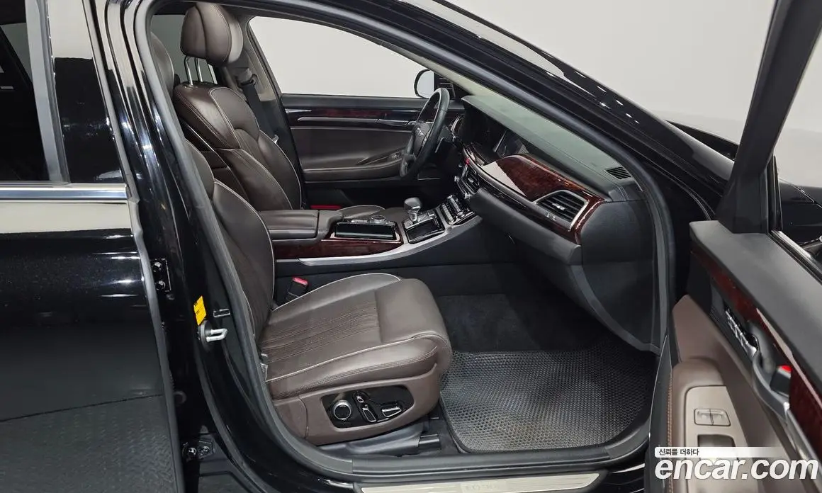 Genesis EQ900 2016 3.8 автомат (гидро), фото 11 Genesis EQ900 2016 3.8 автомат (гидро), фото 11