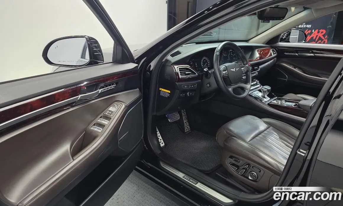 Genesis EQ900 2016 3.8 автомат (гидро), фото 10 Genesis EQ900 2016 3.8 автомат (гидро), фото 10