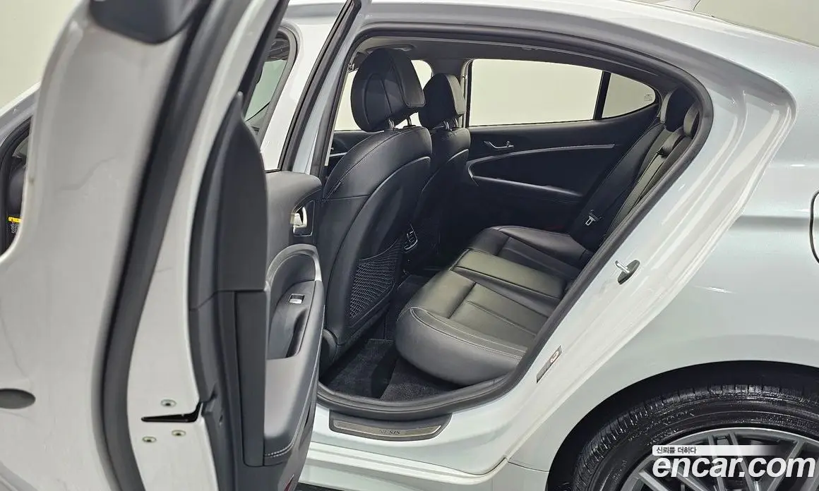 Genesis G70 2018 2.0 автомат (гидро), фото 16
