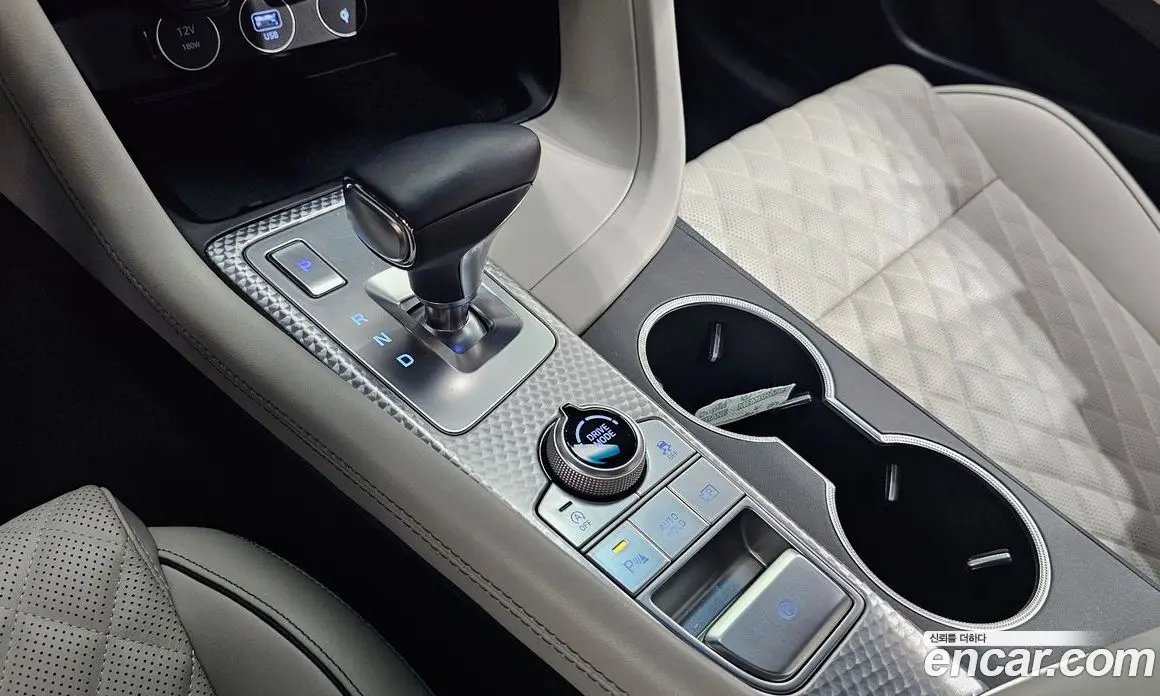 Genesis G70 2022 2.0 автомат (гидро), фото 12