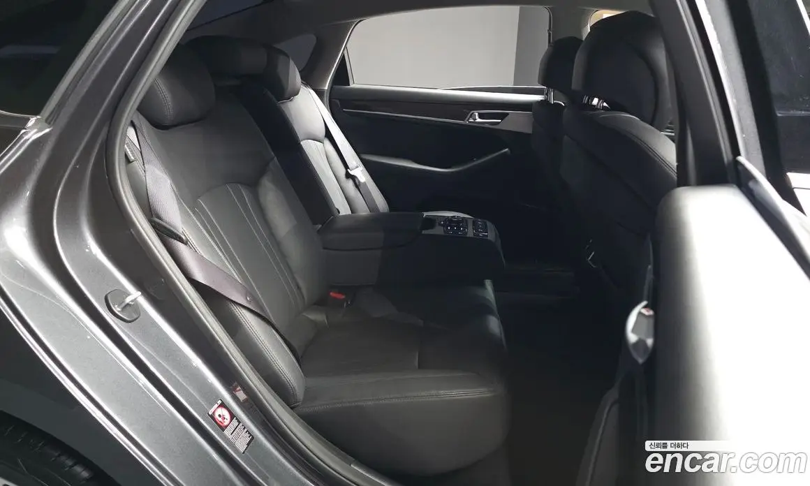 Genesis G80 2017 3.3 автомат (гидро), фото 18