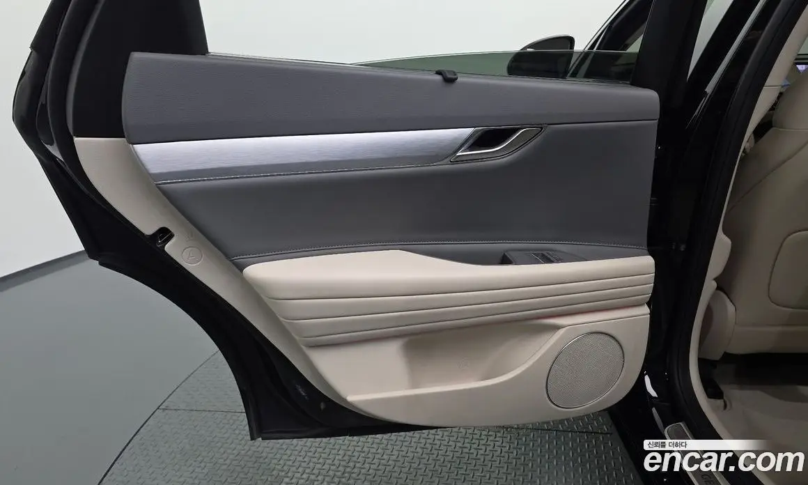 Genesis G80 2024 2.5 автомат (гидро), фото 15