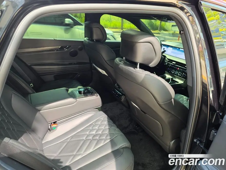 Genesis G80 2025 2.5 автомат (гидро), фото 8