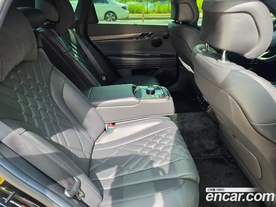 Genesis G80 2025 2.5 автомат (гидро), фото 9