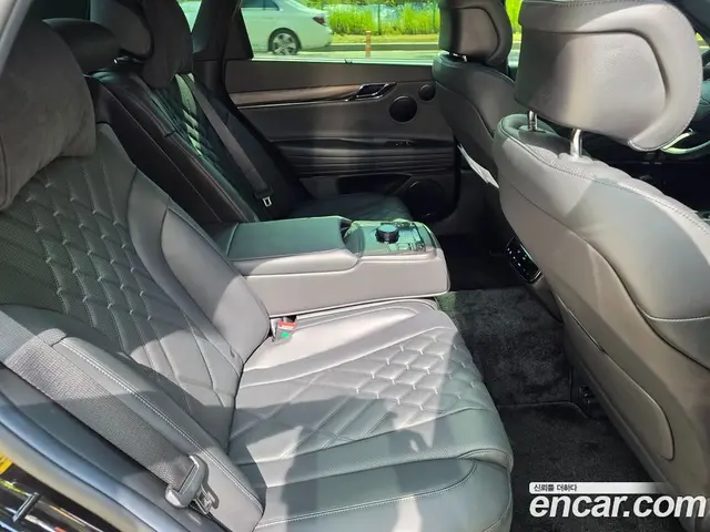 Genesis G80 2025 2.5 автомат (гидро), миниатюра 9