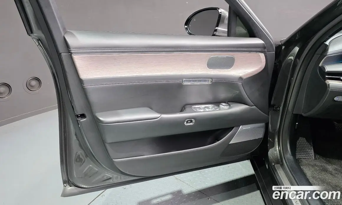 Genesis G90 2023 3.5 автомат (гидро), фото 14 Genesis G90 2023 3.5 автомат (гидро), фото 14