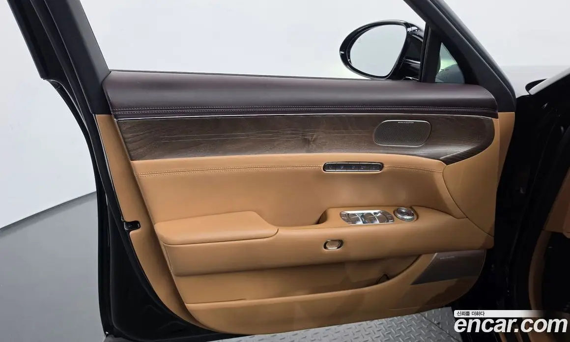 Genesis G90 2023 3.5 автомат (гидро), фото 14 Genesis G90 2023 3.5 автомат (гидро), фото 14
