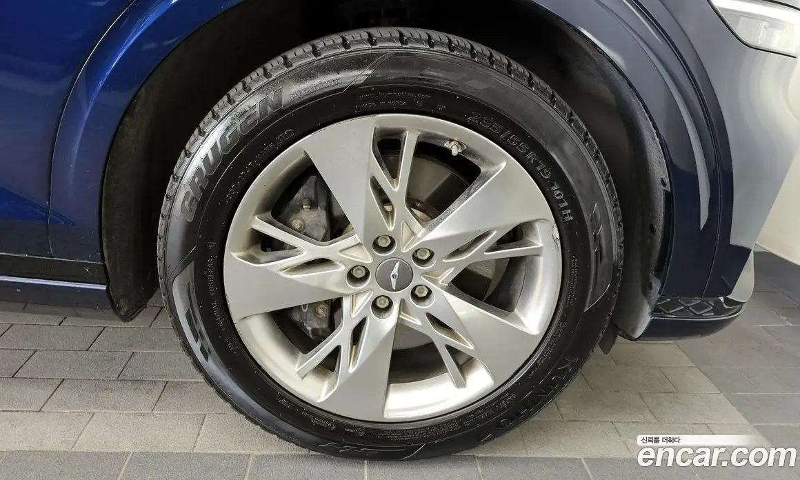 Genesis GV70 2021 2.5 автомат (гидро), фото 5 Genesis GV70 2021 2.5 автомат (гидро), фото 5