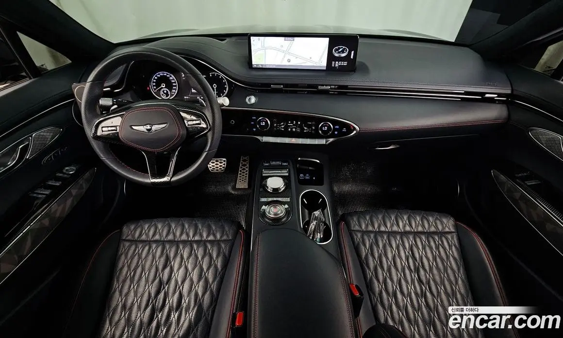 Genesis GV70 2021 2.5 автомат (гидро), фото 10 Genesis GV70 2021 2.5 автомат (гидро), фото 10
