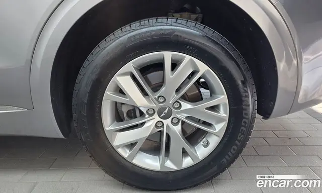 Genesis GV70 2021 2.5 автомат (гидро), миниатюра 7 Genesis GV70 2021 2.5 автомат (гидро), миниатюра 7