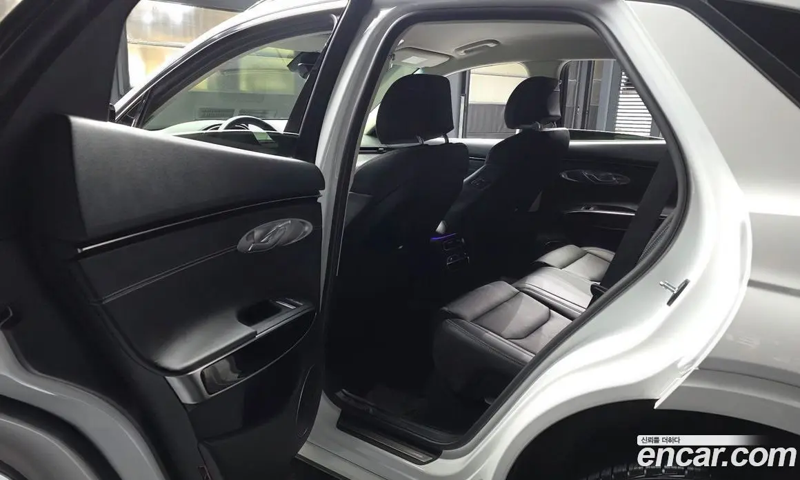 Genesis GV70 2021 2.2 автомат (гидро), фото 16