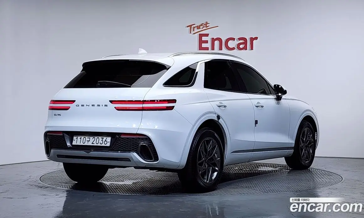 Genesis GV70 2021 2.5 автомат (гидро), фото 2 Genesis GV70 2021 2.5 автомат (гидро), фото 2