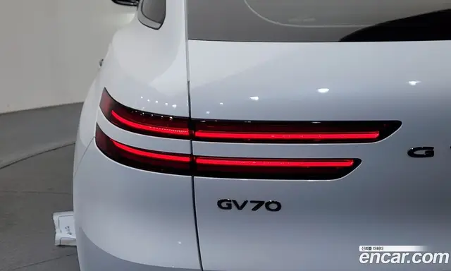 Genesis GV70 2021 2.5 автомат (гидро), миниатюра 9 Genesis GV70 2021 2.5 автомат (гидро), миниатюра 9