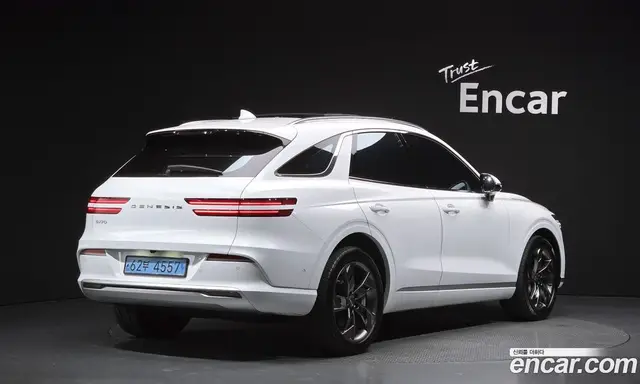 Genesis GV70, 2022, 107 493 км