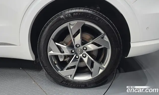 Genesis GV70 2022 0.1 автомат (гидро), миниатюра 6 Genesis GV70 2022 0.1 автомат (гидро), миниатюра 6