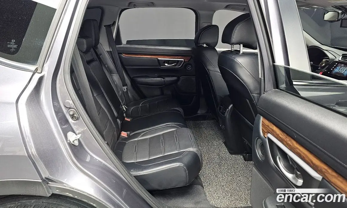 Honda CR-V 2017 1.5 автомат (гидро), фото 17