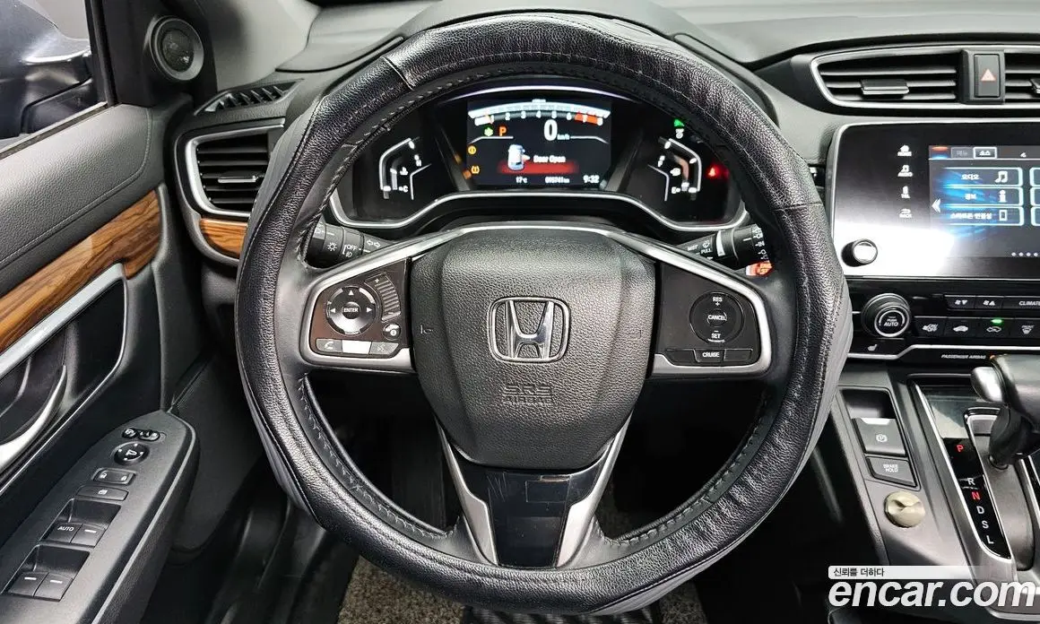 Honda CR-V 2017 1.5 автомат (гидро), фото 18