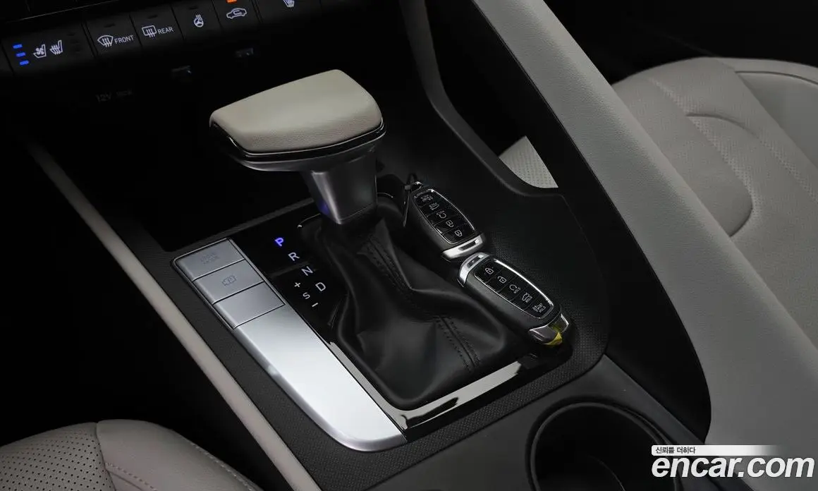 Hyundai Avante 2021 1.6 автомат (гидро), фото 12