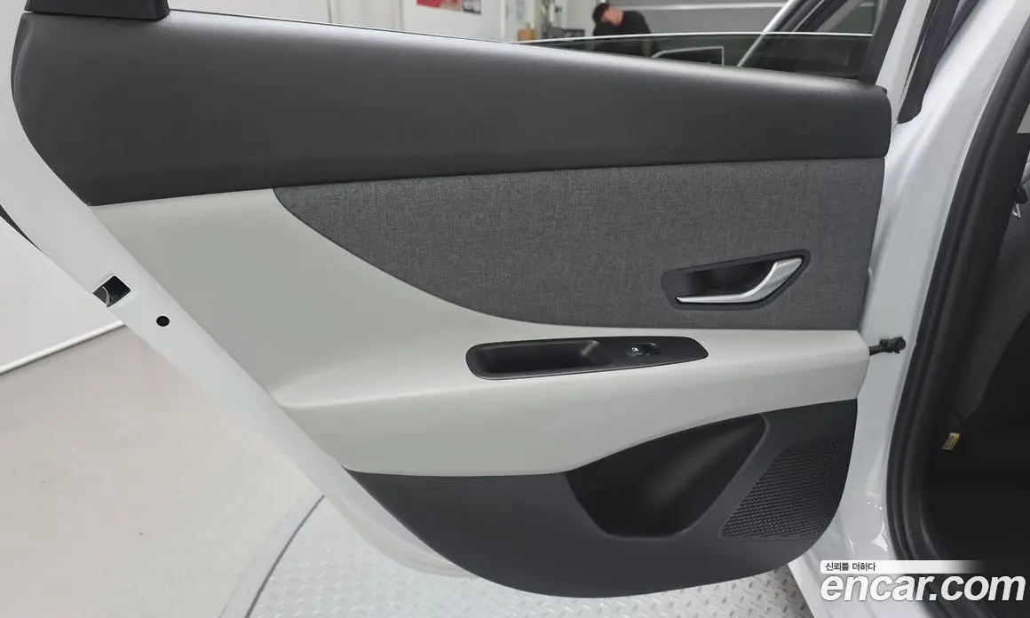 Hyundai Avante 2021 1.6 автомат (гидро), фото 15