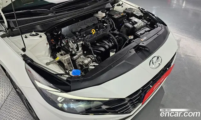 Hyundai Avante 2022 1.6 автомат (гидро), миниатюра 6