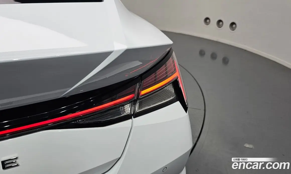 Hyundai Avante 2022 1.6 автомат (гидро), фото 9