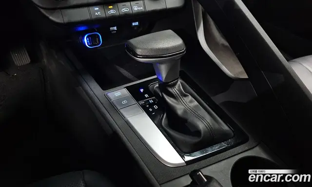 Hyundai Avante 2022 1.6 автомат (гидро), миниатюра 11