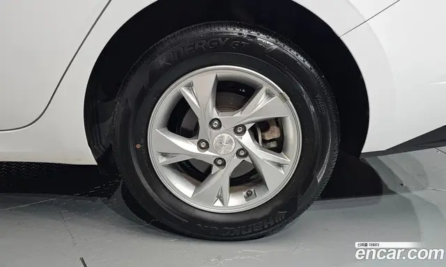 Hyundai Avante 2022 1.6 автомат (гидро), миниатюра 6