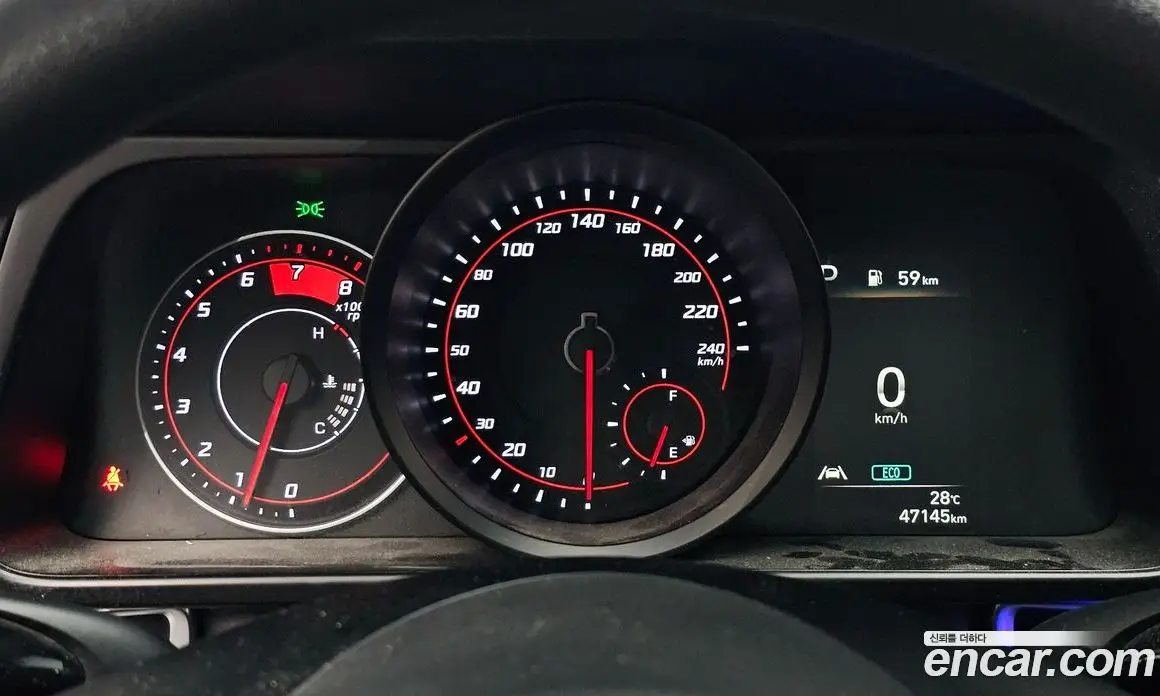 Hyundai Avante 2022 1.6 автомат (гидро), фото 10