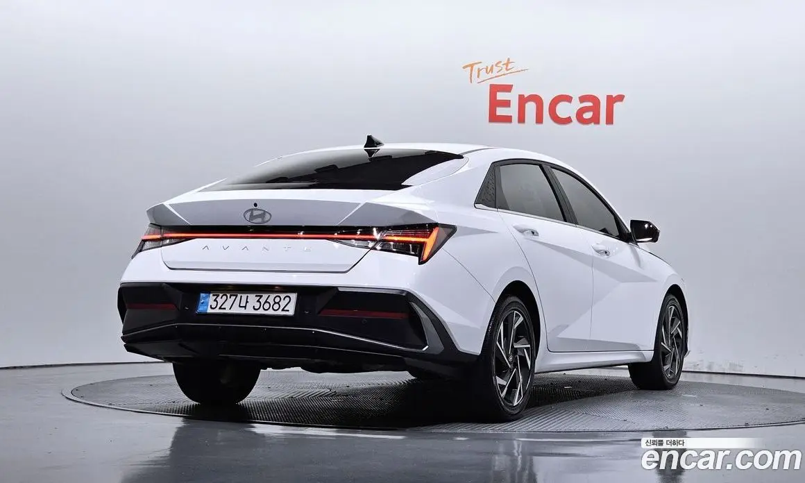 Hyundai Avante 2023 1.6 автомат (гидро), фото 1 Hyundai Avante 2023 1.6 автомат (гидро), фото 1