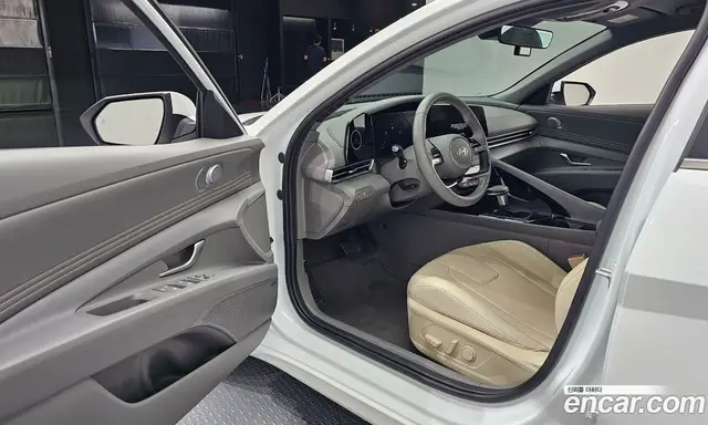 Hyundai Avante 2023 1.6 автомат (гидро), миниатюра 12