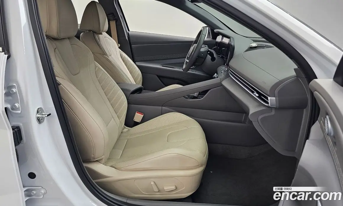 Hyundai Avante 2023 1.6 автомат (гидро), фото 16 Hyundai Avante 2023 1.6 автомат (гидро), фото 16