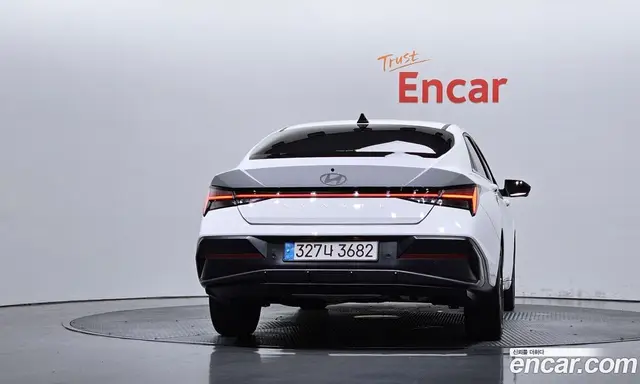 Hyundai Avante 2023 1.6 автомат (гидро), миниатюра 3 Hyundai Avante 2023 1.6 автомат (гидро), миниатюра 3