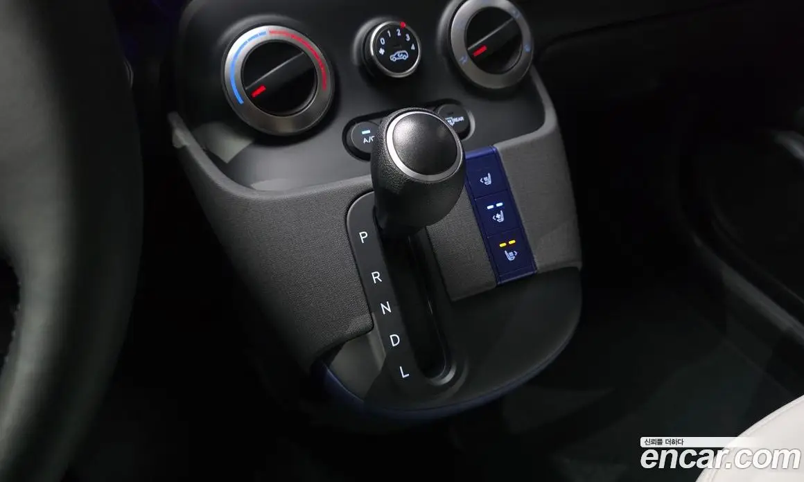 Hyundai Casper 2023 1.0 автомат (гидро), фото 11