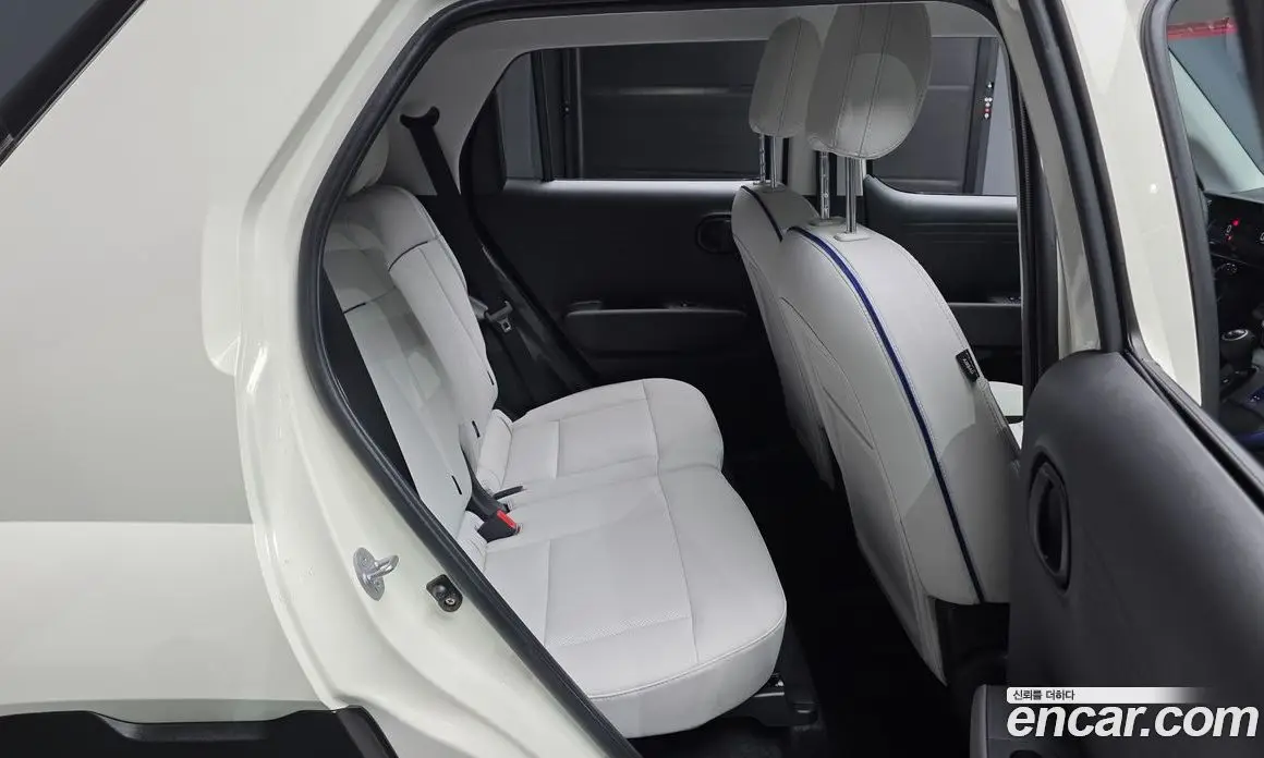 Hyundai Casper 2023 1.0 автомат (гидро), фото 17