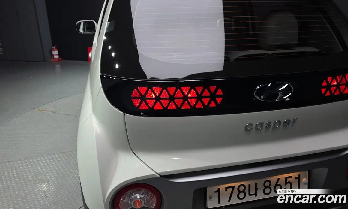 Hyundai Casper 2023 1.0 автомат (гидро), фото 8