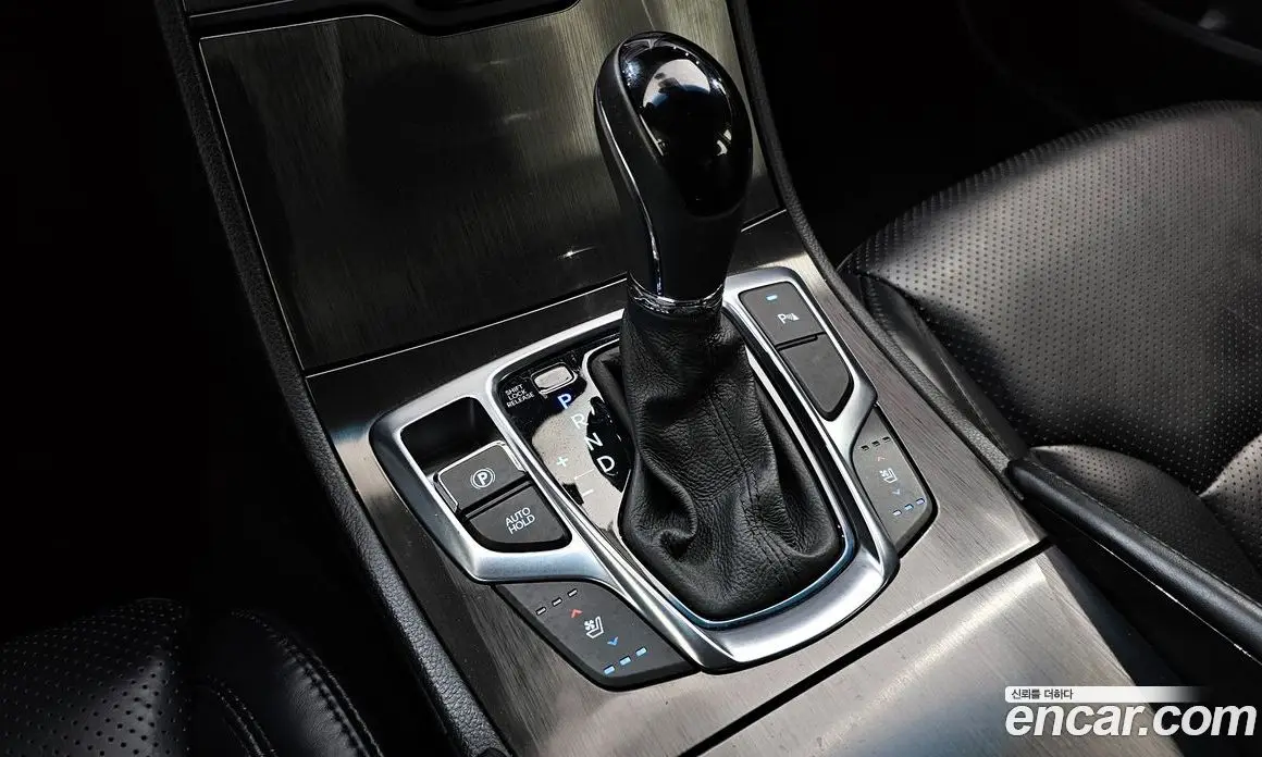 Hyundai Grandeur 2016 2.4 автомат (гидро), фото 11
