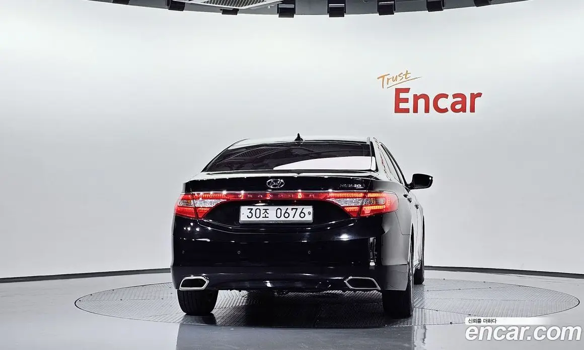 Hyundai Grandeur 2016 2.4 автомат (гидро), фото 3