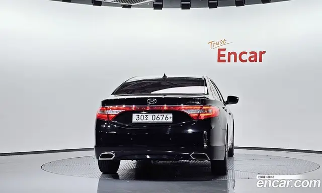 Hyundai Grandeur 2016 2.4 автомат (гидро), миниатюра 3
