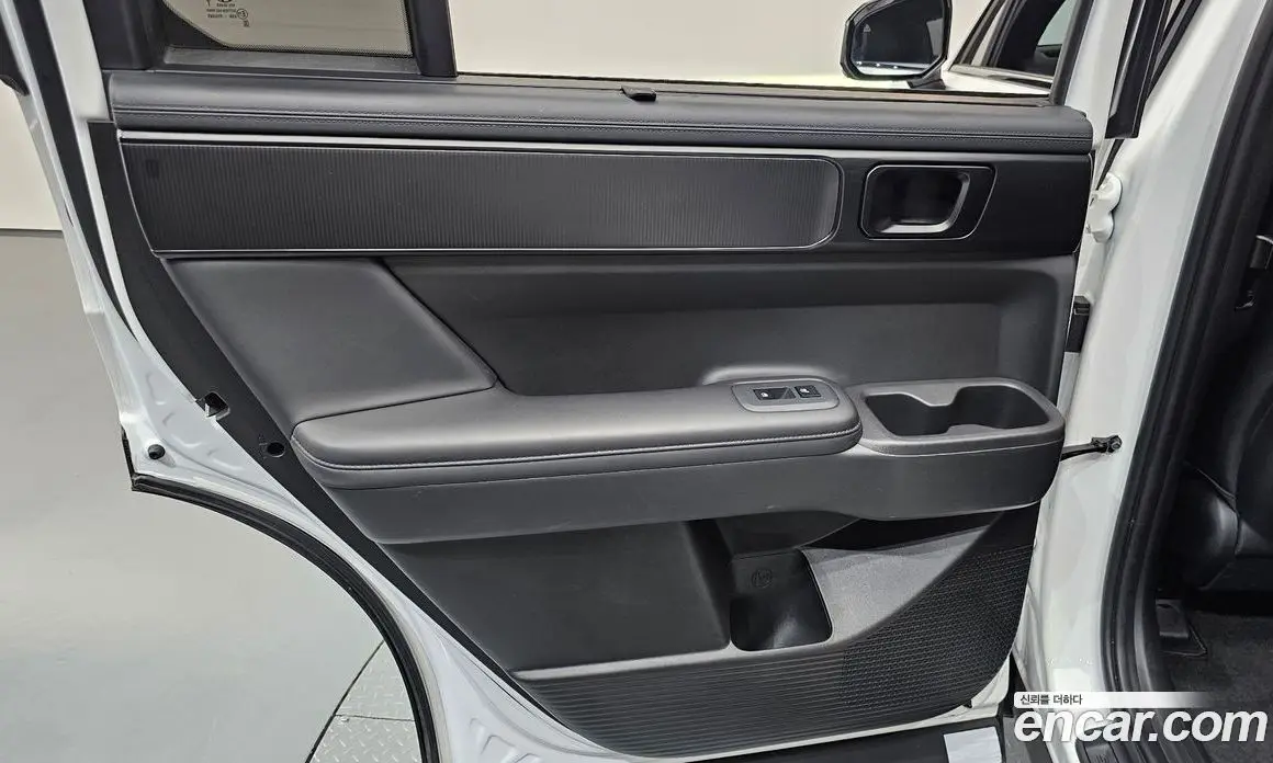 Hyundai Santa Fe 2024 2.5 автомат (гидро), фото 15