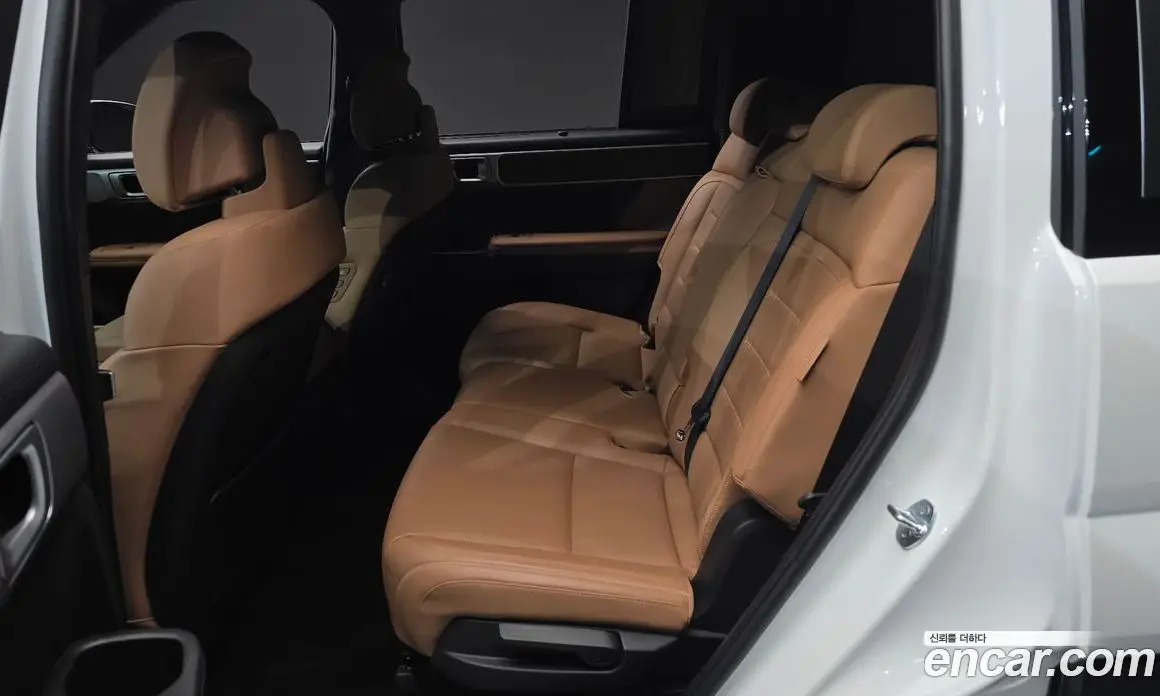 Hyundai Santa Fe 2024 1.6 автомат (гидро), фото 18
