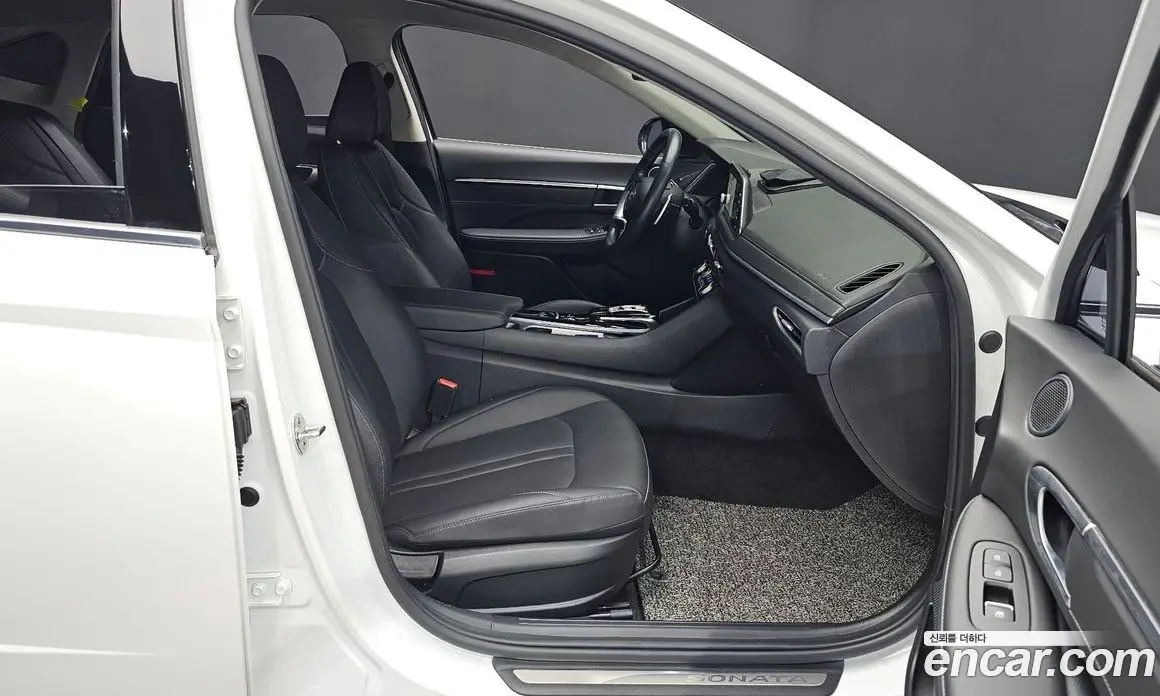 Hyundai Sonata 2021 2.0 автомат (гидро), фото 16