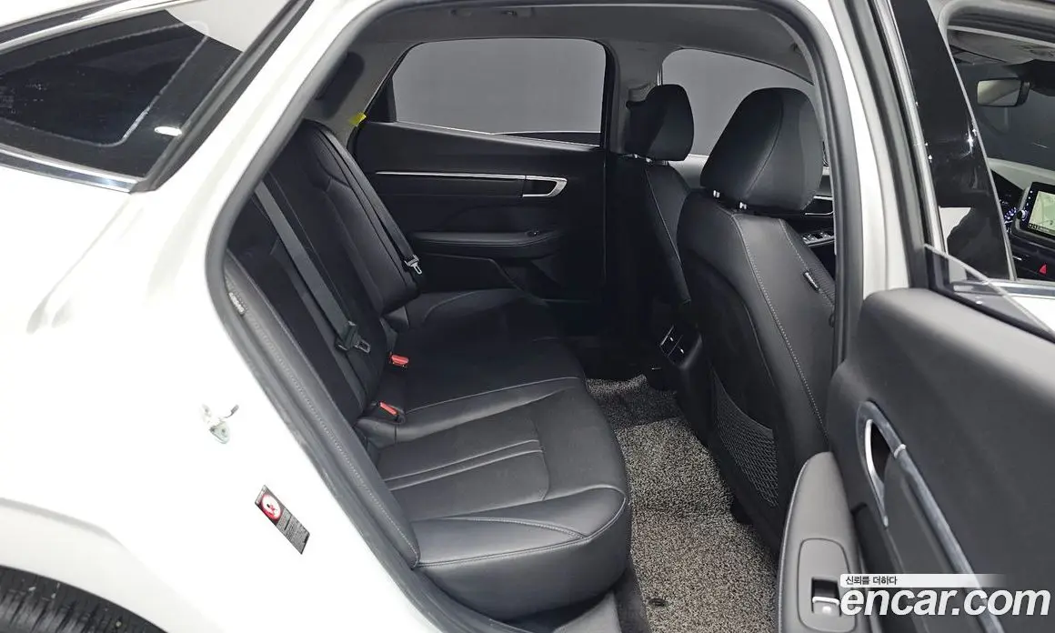 Hyundai Sonata 2021 2.0 автомат (гидро), фото 17