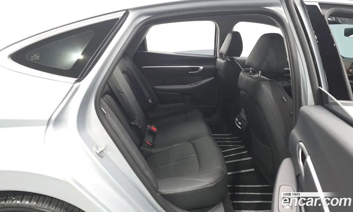 Hyundai Sonata 2026 2.0 автомат (гидро), фото 17