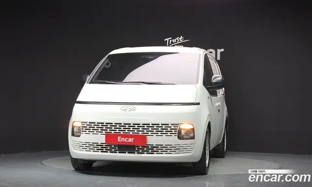 Hyundai Staria 2022 2.2 автомат (гидро), миниатюра 3