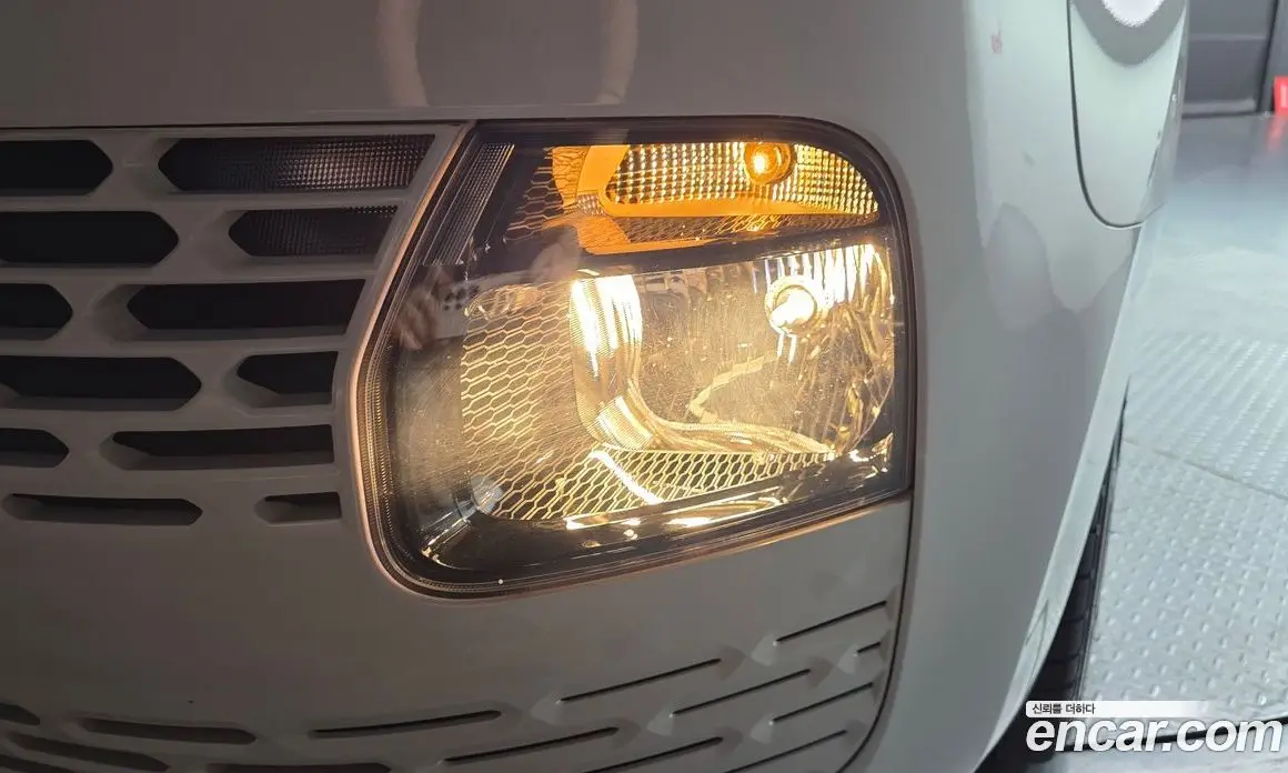 Hyundai Staria 2022 2.2 автомат (гидро), фото 8