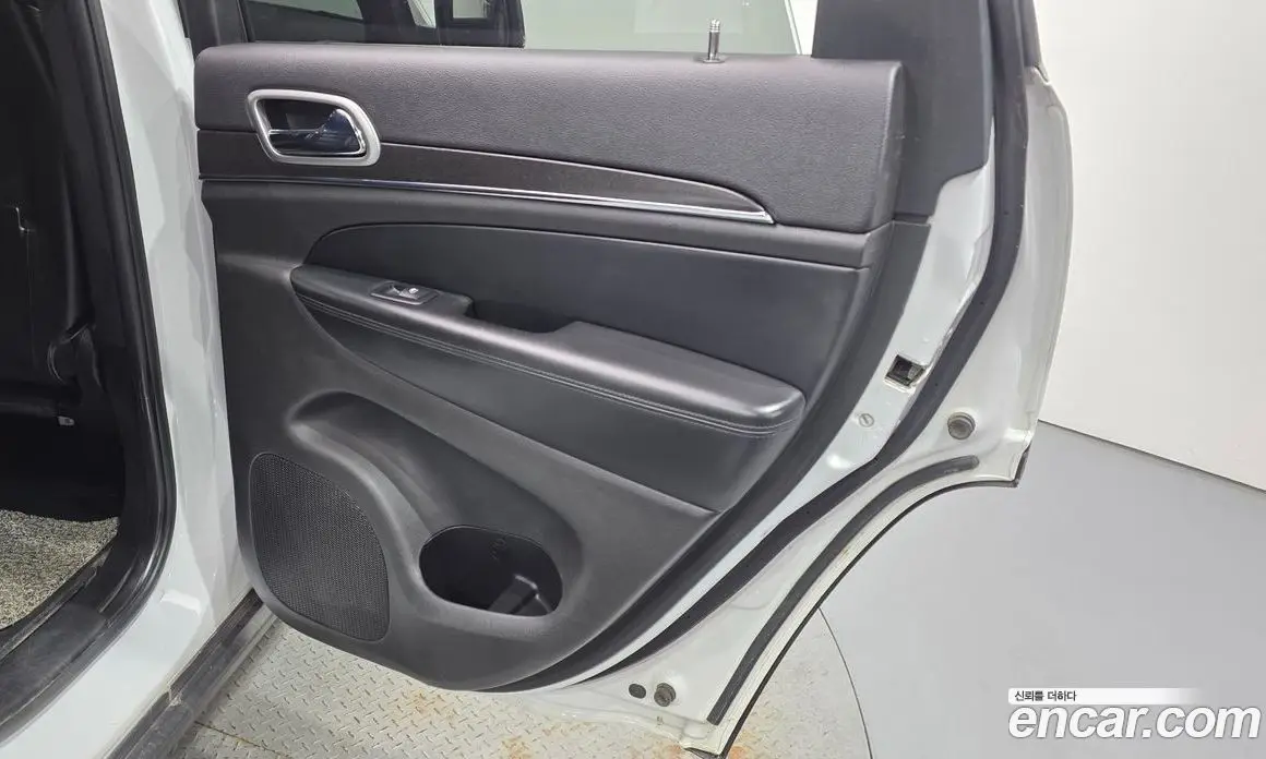 Jeep Cherokee 2018 3.6 автомат (гидро), фото 15
