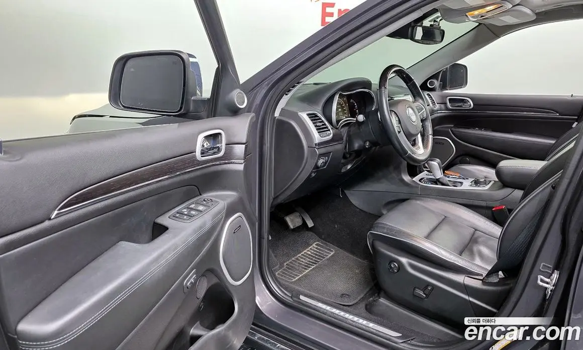 Jeep Cherokee 2021 3.6 автомат (гидро), фото 13