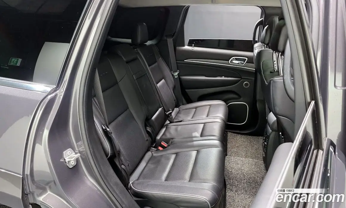 Jeep Cherokee 2021 3.6 автомат (гидро), фото 17