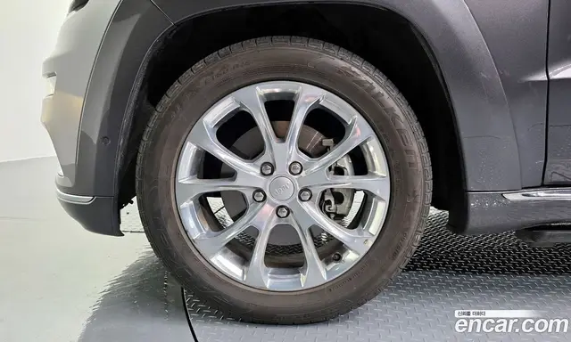 Jeep Cherokee 2021 3.6 автомат (гидро), миниатюра 5